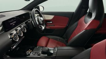 Mercedes-Benz CLA 1.3 CLA180 AMG Line Night Edition (Premium Plus) Coupe 7G-DCT (1