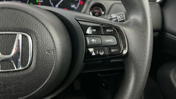 Honda HR-V 1.5 h i-MMD Elegance CVT (131 ps) - HEATED SEATS - WIFI - BLIND 