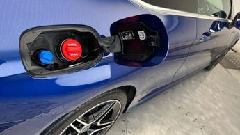 Mercedes-Benz C Class 2.0 C220d AMG Line Edition Coupe G-Tronic+ (194 ps) - COMFORT PA