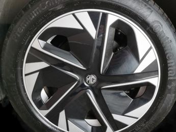 MG Mg4 51kWh SE (170 ps) - SPEED LIMIT RECOG - 17IN ALLOYS - CLIMATE CO