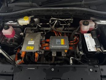 MG MG ZS 72.6kWh SE Long Range (156 ps) - KEYLESS ENTRY - 360 CAM - LED