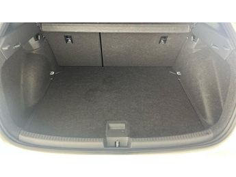 Volkswagen Taigo 1.0 TSI R-Line DSG (115 ps) - BLUETOOTH - WIRELESS CHARGER - DIG