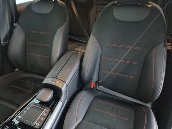 Mercedes-Benz EQA EQA 250+ 70.5kWh AMG Line (190 ps) - HEATED SEATS - NAV - MIRROR