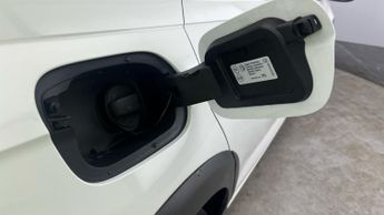 Volkswagen Taigo 1.0 TSI R-Line DSG (115 ps) - BLUETOOTH - WIRELESS CHARGER - DIG
