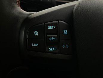 Ford Mustang Mach-e Standard Range 70kWh Automatic AWD (269 ps) - CARPLAY - ACTIVE L