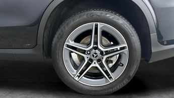 Mercedes-Benz GLC 2.0 GLC220d AMG Line G-Tronic+ 4MATIC (194 ps) - BLUETOOTH - CRU