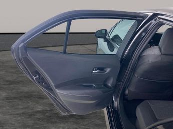 Toyota Corolla 2.0 VVT-h GPF Design CVT (184 ps) - HEATED SEATS - LANE DEPARTUR