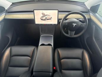 Tesla Model Y (Dual Motor) Long Range 4WDE (384 bhp) - REVERSE CAM - NAV - LEA