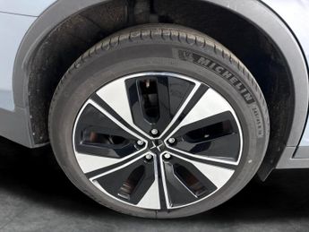 Polestar Polestar 2 Single Motor 69kWh Standard Range Fastback FWD (231 ps) - HEATED