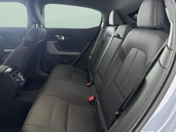 Polestar Polestar 2 Single Motor 69kWh Standard Range Fastback FWD (231 ps) - HEATED