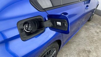 BMW 3 Series 2.0 330e 12kWh M Sport Plug-in (292 ps) - PERFORMANCE CONTROL - 