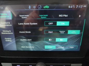 MG MG ZS 44.5kWh Excite (143 ps) - LANE DEPARTURE  - BLUETOOTH - DRIVING 