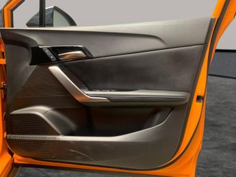 MG Mg4 64kWh Trophy Long Range (203 ps) - HEATED STEERING - BLIND SPOT 