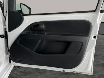 Volkswagen E-up! 36.8kWh e-up! (82 ps) - BLUETOOTH - CRUISE - DIGITAL CLIMATE CON