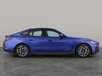 BMW i4 40 83.9kWh M Sport Gran Coupe eDrive (340 ps) - PARK ASSIST - LE