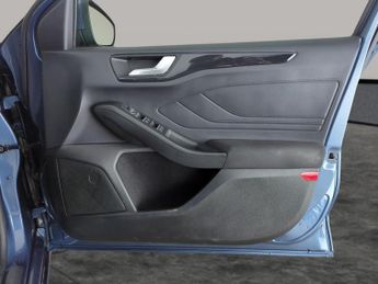 Ford Focus 1.0T EcoBoost MHEV ST-Line X DCT (155 ps) - B&O AUDIO - LED - NA