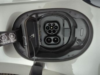 Land Rover Range Rover Evoque 1.5 P300e 12.2kWh R-Dynamic S Plug-in 4WD (309 ps) - REVERSE CAM