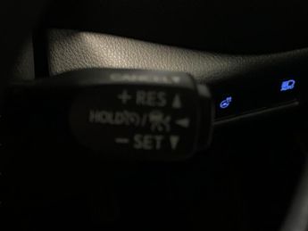 Toyota C-HR 1.8 VVT-h GPF Excel CVT (122 ps) - HEATED SEATS - HEATED STEERIN