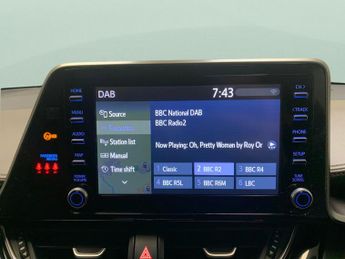 Toyota C-HR 1.8 VVT-h GPF Excel CVT (122 ps) - HEATED SEATS - HEATED STEERIN