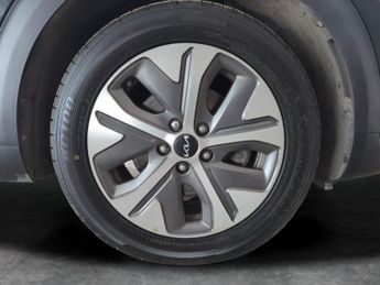 Kia Niro 64kWh 2 (201 bhp) - CRUISE - PADDLE SHIFT - 17IN ALLOYS