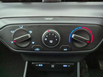 Hyundai i20 1.0 T-GDi MHEV SE Connect DCT (100 ps) - CRUISE - DRIVING MODES