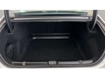 Mercedes-Benz EQE EQE 300 89kWh Sport Edition (245 ps) - DAB - AMBIENT INTERIOR LI