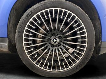 Mercedes-Benz EQC EQC 400 80kWh AMG Line (Premium) 4MATIC (408 ps) - REVERSE CAM -