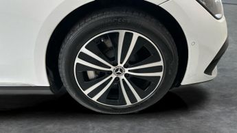 Mercedes-Benz EQE EQE 300 89kWh Sport Edition (245 ps) - DAB - AMBIENT INTERIOR LI