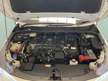 Toyota Corolla 1.8 VVT-h Excel CVT (122 ps) - REVERSE CAM - NAV - HEATED SEATS