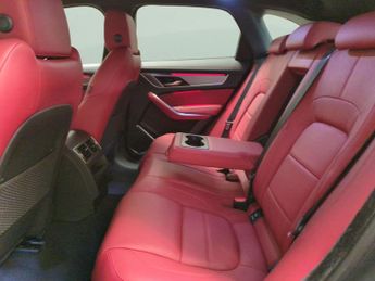 Jaguar F-PACE 2.0 D200 MHEV R-Dynamic S AWD (204 ps) - HEATED STEERING - LANE 