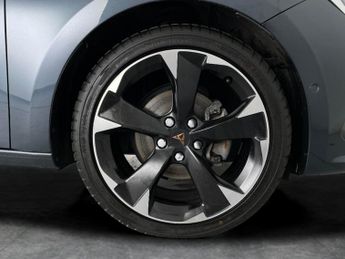 Cupra Leon 1.5 eTSI EVO V1 DSG (150 ps) - KEYLESS ENTRY - PARK ASSIST - LED