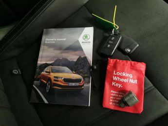 Skoda Karoq 1.5 TSI ACT SE L DSG (150 ps) - SMARTLINK - REVERSE CAM - NAV