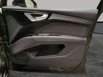 Audi Q4 E-tron 35 Sport 55kWh (170 ps) - SPEED LIMIT RECOG - DRIVING MODES - AI