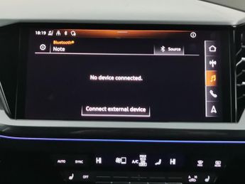 Audi Q4 E-tron 150kW 40 82kWh S Line [C+S] - HEATED LEATHER - LANE DEPARTURE  -