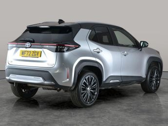 Toyota Yaris Cross 1.5 VVT-h Dynamic E-CVT AWD (116 ps) - REVERSE CAM - NAV