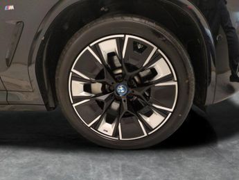 BMW iX3 80kWh M Sport Pro (286 ps) - HUD - PARK ASSIST - HK AUDIO