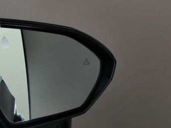 Hyundai Tucson 1.6 h T-GDi Premium (230 ps) - NAV - HEATED STEERING - BLIND SPO