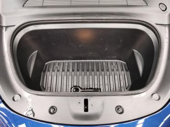 Tesla Model Y (Dual Motor) Long Range 4WDE (384 bhp) - HEATED STEERING