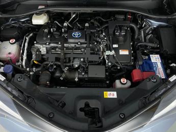 Toyota C-HR 1.8 VVT-h GR SPORT CVT (122 ps) - NAV - LANE DEPARTURE ALERT