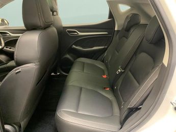 MG MG ZS 44.5kWh Exclusive (143 ps) - HEATED SEATS - NAV - BLIND SPOT ASS