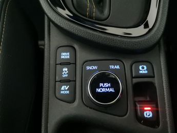 Toyota Yaris Cross 1.5 VVT-h Dynamic E-CVT AWD (116 ps) - REVERSE CAM - NAV