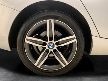 BMW 1 Series 1.5 118i GPF Sport (136 ps) - 17IN ALLOYS - NAV - PERFORMANCE CO