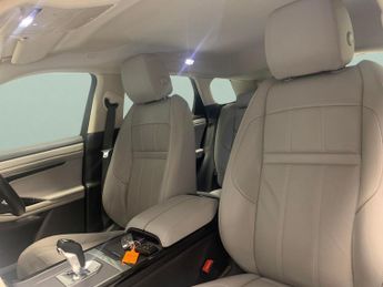 Land Rover Range Rover Evoque 2.0 P250 MHEV S 4WD (249 ps) - HEATED STEERING - LANE DEPARTURE 