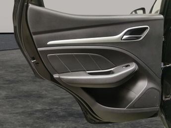 MG MG ZS 44.5kWh Exclusive (143 ps) - NAV - BLIND SPOT ASSIST - LANE DEPA