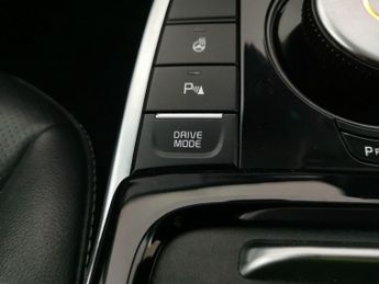 Kia Niro 64kWh 3 (201 bhp) - REVERSE CAM - NAV - HEATED LEATHER