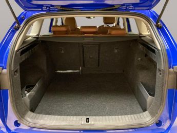 Skoda Enyaq 62kWh 60 (DC120kW) (179 ps) - NAV - WIFI - BLUETOOTH