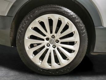 Audi e-tron 55 quattro 95kWh (408 ps) - ADJUSTABLE SUSPENSION - LANE DEPARTU