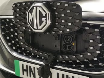 MG MG ZS 44.5kWh Exclusive (143 ps) - NAV - BLIND SPOT ASSIST - LANE DEPA