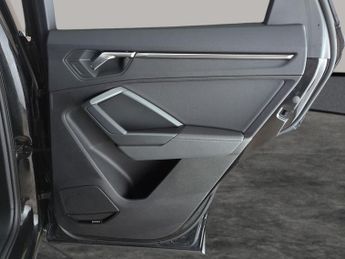 Audi Q3 35 TFSI S Line S Tronic [Comfort+Sound Pack] - HEATED SEATS