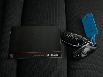 MG Mg4 64kWh Trophy Long Range (203 ps) - LED - REVERSE CAM - NAV